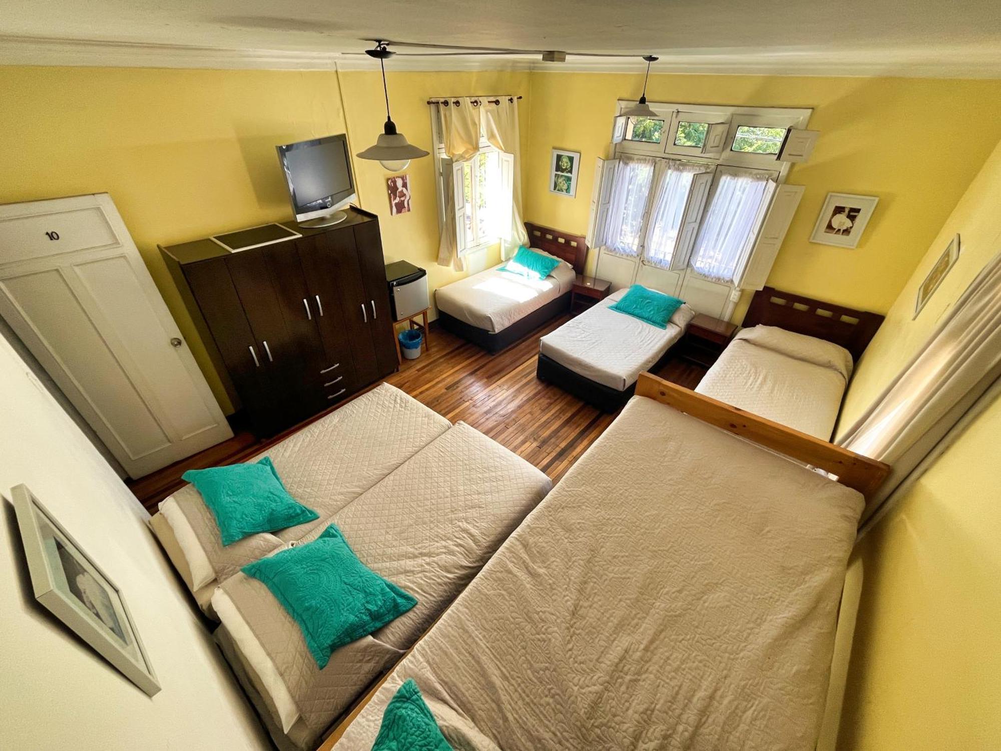 Hostal Boonen Сантяго Екстериор снимка